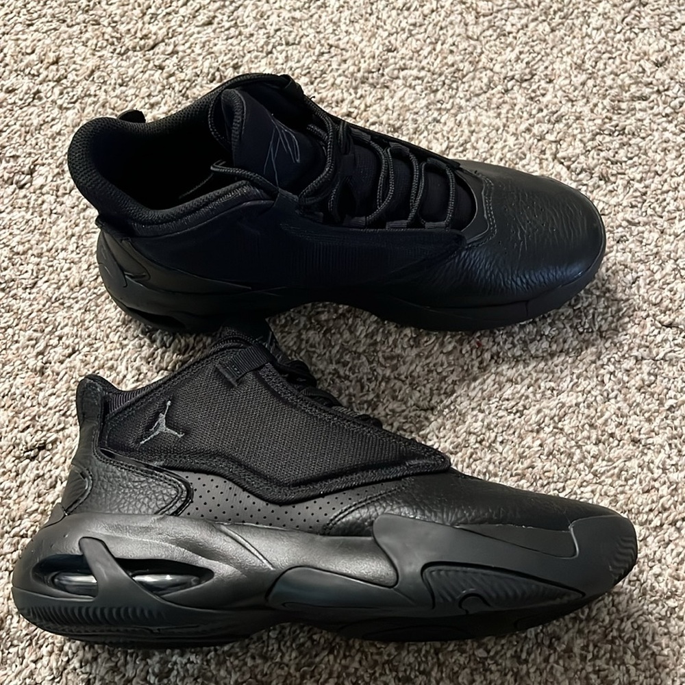 SOLD***New without box Men’s Nike Jordan Flights - Picture 1 of 9